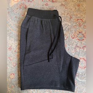 Men’s Lululemon shorts!